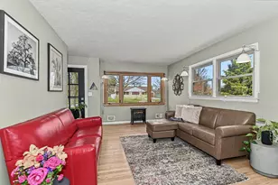 3923 E Iona Terrace, Cudahy, WI 53110 - Photo 8