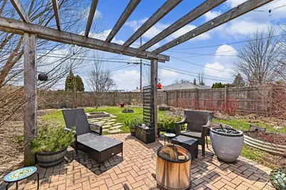 3923 E Iona Ter, Cudahy, WI 53110 - Photo 32