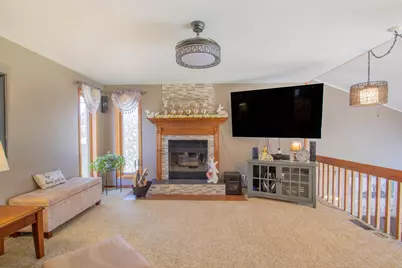 1063  Kiewert St, Watertown, WI 53098 - Photo 12