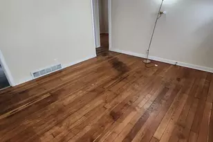 8621 N Granville Rd, Milwaukee, WI 53224 - Photo 6