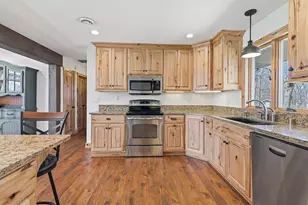 N59W39568 Laketon Ave, Oconomowoc, WI 53066 - Photo 12