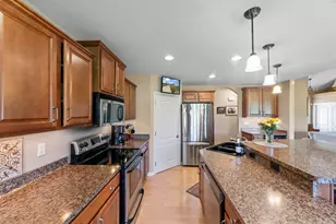 N86W27678 Meadowview Ct, Lisbon, WI 53029 - Photo 12