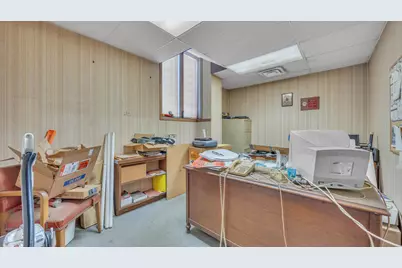 310 S 10th St, Oostburg, WI 53070 - Photo 16