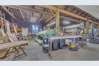 310 S 10th St, Oostburg, WI 53070 - Photo 30