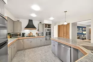 2138 Edgewood Dr, Grafton, WI 53024 - Photo 12