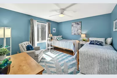 2138  Edgewood Dr, Grafton, WI 53024 - Photo 26