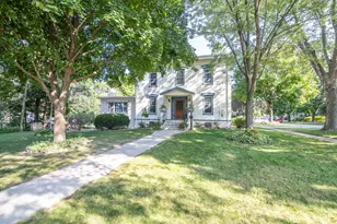 610 Clyman St, Watertown, WI 53094 - Photo 2