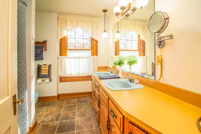 610  Clyman St, Watertown, WI 53094 - Photo 38