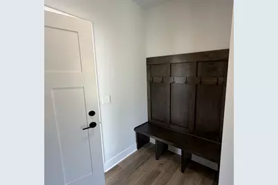N101W17020  Tanglewood Dr, Germantown, WI 53022 - Photo 6