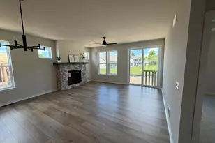 N101W16770 Gunflint Trail, Germantown, WI 53022 - Photo 4