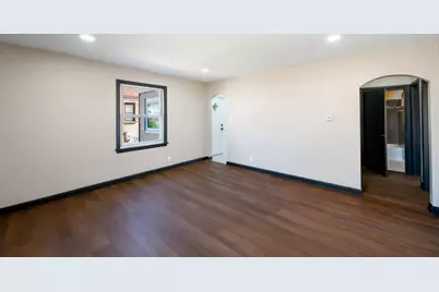 1425 E Van Beck Ave, Milwaukee, WI 53207 - Photo 4