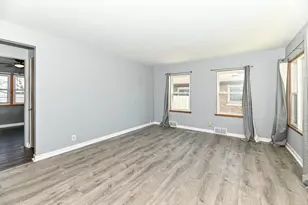 1910 Washington Rd, Kenosha, WI 53140 - Photo 4