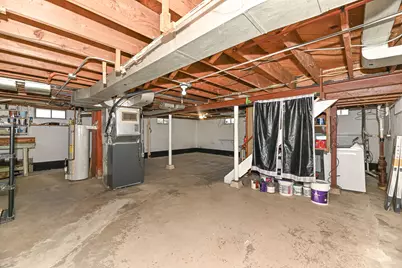 1910  Washington Rd, Kenosha, WI 53140 - Photo 26