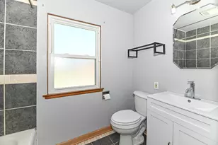 1910 Washington Rd, Kenosha, WI 53140 - Photo 22