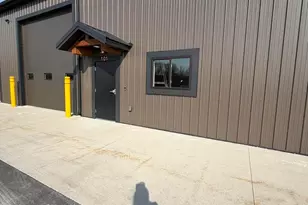 1100 Bywater Dr, Port Washington, WI 53074 - Photo 1