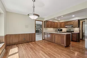 2 Redwood Ct, Racine, WI 53402 - Photo 12