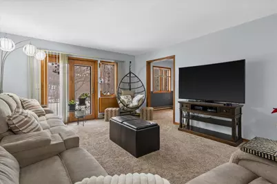 530 N Silverbrook Dr #131, West Bend, WI 53090 - Photo 8