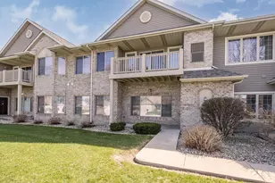 6615 Spring Hill Dr, Racine, WI 53406 - Photo 2