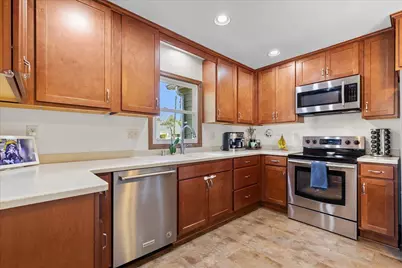 6741  Jansen Dr, Barton, WI 53090 - Photo 10