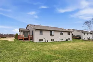 653 Minnesota Ave, Oostburg, WI 53070 - Photo 30