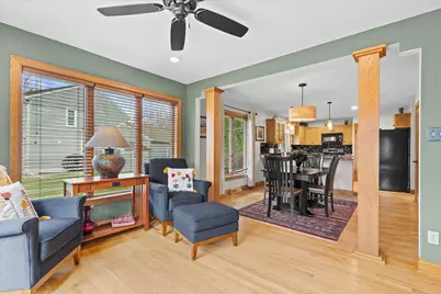 925  Greenway Ter, Hartland, WI 53029 - Photo 10