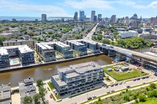 1902 N Commerce St, Milwaukee, WI 53212 - Photo 24