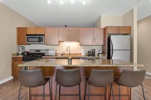 1902 N Commerce St, Milwaukee, WI 53212 - Photo 10