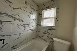 739 Villa St, Racine, WI 53403 - Photo 10