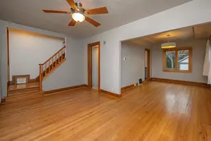 2323 E Falling Heath Pl, Milwaukee, WI 53207 - Photo 4