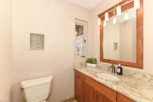 8801 Hart Dr, Racine, WI 53185 - Photo 22