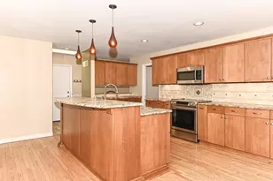 8801 Hart Dr, Racine, WI 53185 - Photo 14