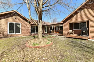 8801 Hart Dr, Racine, WI 53185 - Photo 34