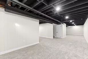 603 Meadowbrook Dr, West Bend, WI 53090 - Photo 34