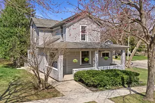 605 Water St, Lake Geneva, WI 53147 - Photo 1