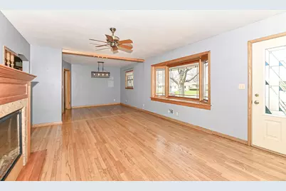 3423 E Whittaker Ave, Cudahy, WI 53110 - Photo 8