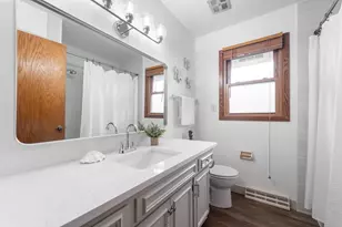 2108 25th Ave, Kenosha, WI 53140 - Photo 10