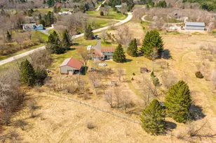 S107W36898 Annice Ln, Eagle, WI 53119 - Photo 8