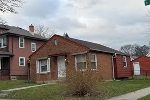 2779 N 51st St, Milwaukee, WI 53210 - Photo 2