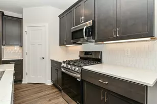 8312 85th Ave, Pleasant Prairie, WI 53158 - Photo 6