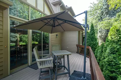 8623 S Country Club Dr, Franklin, WI 53132 - Photo 42