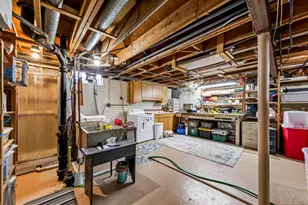 4386 S Honey Creek Dr, Greenfield, WI 53220 - Photo 26