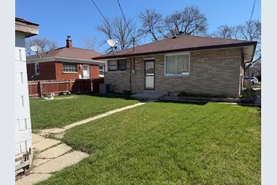 4925 N 65th St, Milwaukee, WI 53218 - Photo 12