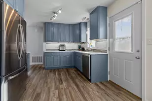 562 Gatewood Dr, Twin Lakes, WI 53181 - Photo 14