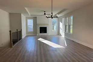 528 Kiddle Ln, Racine, WI 53182 - Photo 6