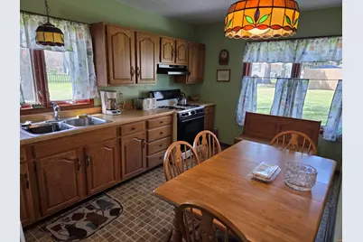 2817  Jones St, Delavan, WI 53115 - Photo 10