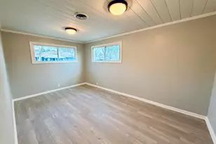 W1038 Geranium Rd, Bloomfield, WI 53128 - Photo 14