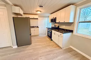 W1038 Geranium Rd, Bloomfield, WI 53128 - Photo 4