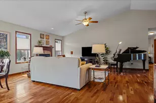 308 Grant St, Holmen, WI 54636 - Photo 10