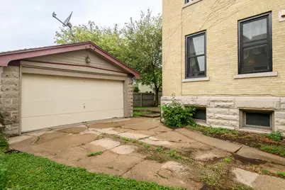 406 S 3rd St, Watertown, WI 53094 - Photo 30