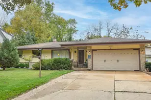 10723 W Rohr Ave, Milwaukee, WI 53225 - Photo 32